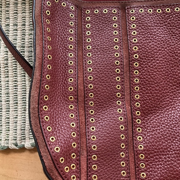 Fall Brown Michael Kors Bag, Lightly Used, Gorgeous Gold detailing, Crossbody - Picture 7 of 8